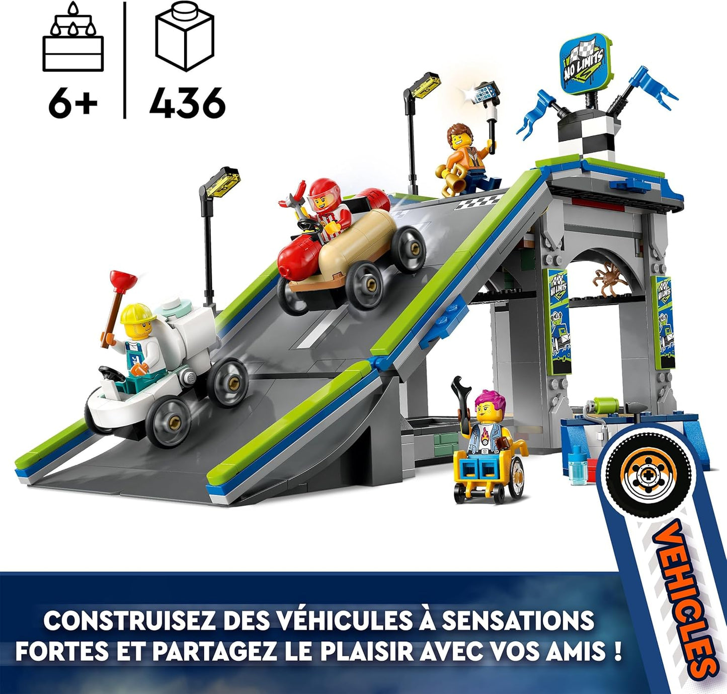 LEGO City No Limits: Conjunto de pista de rampa para carros de corrida - Brinquedos de construção para meninos e meninas com mais de 6 anos - Rampa construível para corridas com 2 carros de sabão e 4 minifiguras - Aniversário divertido