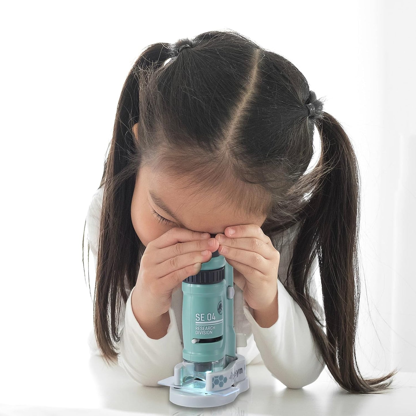 UAU! COISAS - Conjunto Jurassic World Dominion Explorer | Microscópio, mapa e diário infantil | Brinquedos oficiais de dinossauros do Jurassic World para crianças a partir de 5 anos