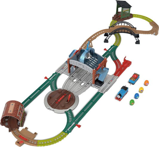 Fisher Price Conjunto de Trem de Brinquedo Thomas & Friends da Mattel, Carregue e Lance o Trem de Entrega de Barris com Locomotiva Motorizada Clássica e Vagão de Carga, 5,5 metros de Trilho, JGY30