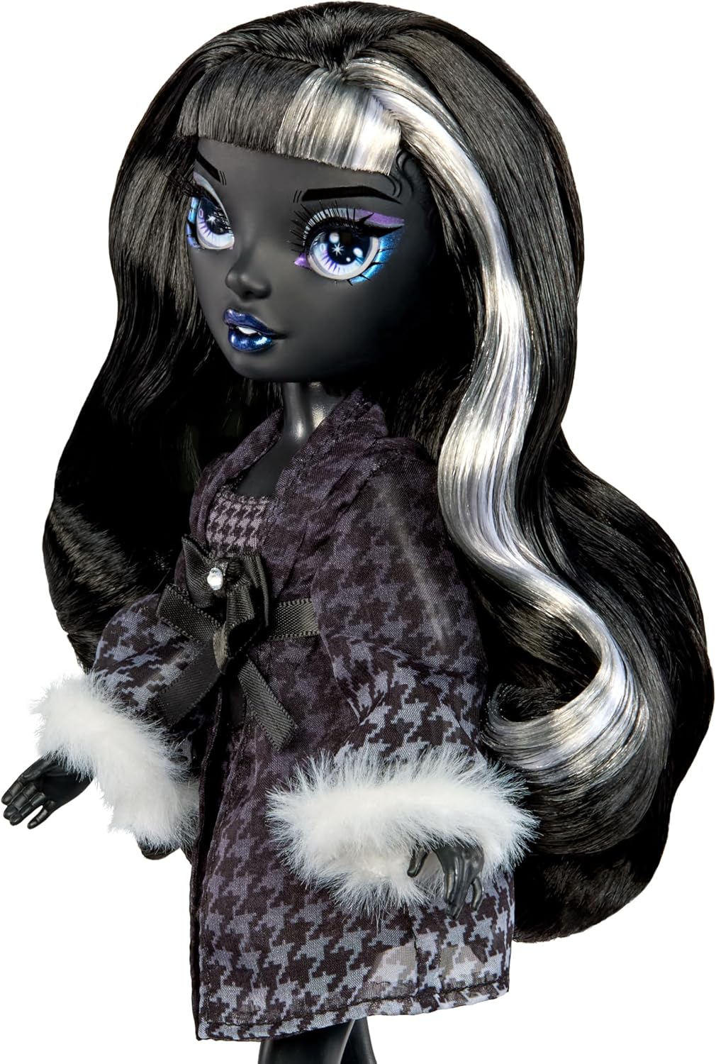 Rainbow High Shadow High Girl's Night - Shanelle Onyx - Boneca Fashion em tons de cinza de 28 cm, cabelo e roupa pretos com acessórios e pente - Para colecionadores e crianças a partir de 4 anos