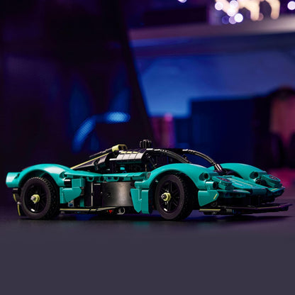 Kit de modelo de carro LEGO Technic Aston Martin Valkyrie para montar, brinquedo de veículo para crianças, presente criativo para meninos e meninas a partir de 9 anos 42208