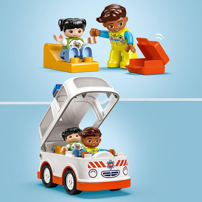 LEGO Conjunto de ambulância e motorista DUPLO, brinquedo educacional Montessori para crianças de 2 anos ou mais, meninos e meninas, ótimo para brincadeiras criativas, desenvolve pensamento lógico, dramatização e habilidades motoras finas