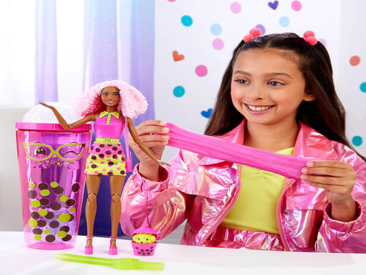 Barbie Pop Reveal Bubble Tea Series Muñeca y accesorios con muñeca y mascota de moda, 8 sorpresas incluyen cambio de color, vaso de almacenamiento (los estilos pueden variar), HTJ20