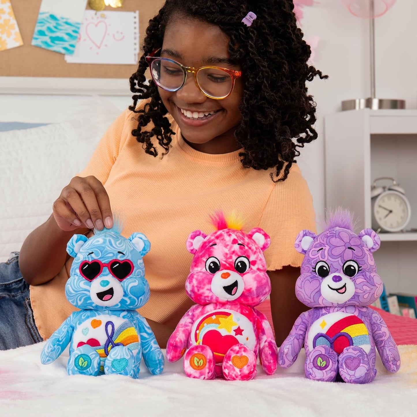 Basic Fun Ursinhos Carinhosos, Urso Coração Pacífico 22cm Pelúcia Feijão, Brinquedo de Pelúcia Bonito Colecionável, Brinquedos de Pelúcia para Crianças, Brinquedos Macios para Meninas e Meninos, Ursinhos Bonitos Adequados para Meninas Meninos