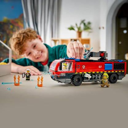LEGO City Caminhão de Bombeiros do Aeroporto - Kit de Modelo de Veículo de Emergência com 4 Minifiguras de Bombeiros - Ideia de Presente de Aniversário para Meninos a partir de 7 Anos e Fãs de Engenharia - 60499