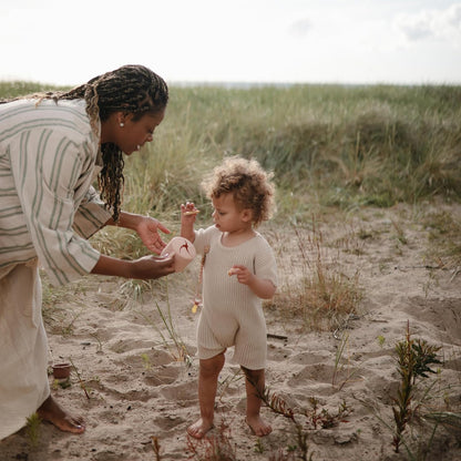 Mushie Potes para Lanches Baby para Crianças | Copo de Silicone Antivazamento para Bebês e Crianças | Fácil de Segurar para Crianças | Material: Silicone de Grau Alimentício | Pode ser Lavado na Lava-louças e Usado no Micro-ondas