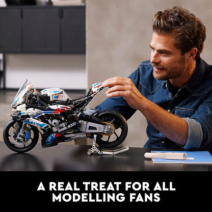 LEGO Kit de modelo de motocicleta Technic BMW M 1000 RR para adultos, conjunto de motocicleta de construção e exibição com recursos autênticos, presente para o dia dos pais, ideia de presente de veículo para homens, mulheres, ele ou ela 42130