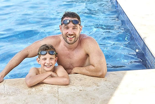 ZoggsPhantom 2.0 Gafas de natación para niños, gafas de natación con protección UV, correa para gafas de natación con yugo dividido, lentes transparentes sin niebla, gafas de ajuste rápido para edades de 6 a 14 años