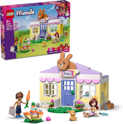 LEGO Friends Hotel dos Coelhos de Heartlake City - Casa de Brinquedo com 2 Mini Bonecas, 2 Figuras de Animais e Acessórios para Cuidar de Animais de Estimação - Ideia de Presente de Aniversário para Meninas a partir de 5 Anos - 42679