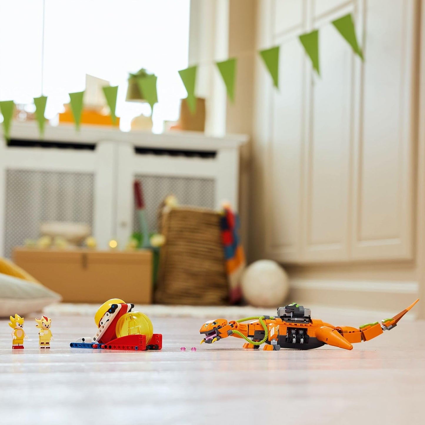 LEGO Conjunto Sonic the Hedgehog Super Shadow vs. Biolizard, brinquedo de construção inclui 3 personagens de videogame e uma esmeralda do caos, presentes para jogadores, meninos e meninas a partir de 9 anos