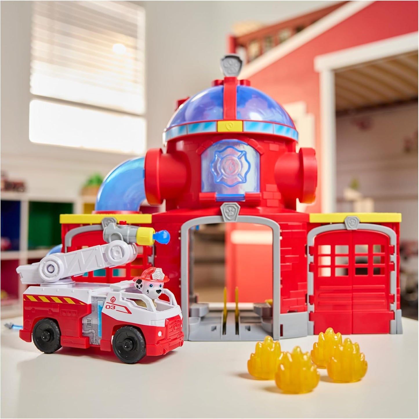 Paw Patrol Centro de Comando de Resgate de Incêndio com Figura do Bombeiro, Caminhão de Bombeiros de Resgate, Luzes, Lançador e Efeitos Sonoros, Brinquedo Infantil para Meninos e Meninas a partir de 3 Anos