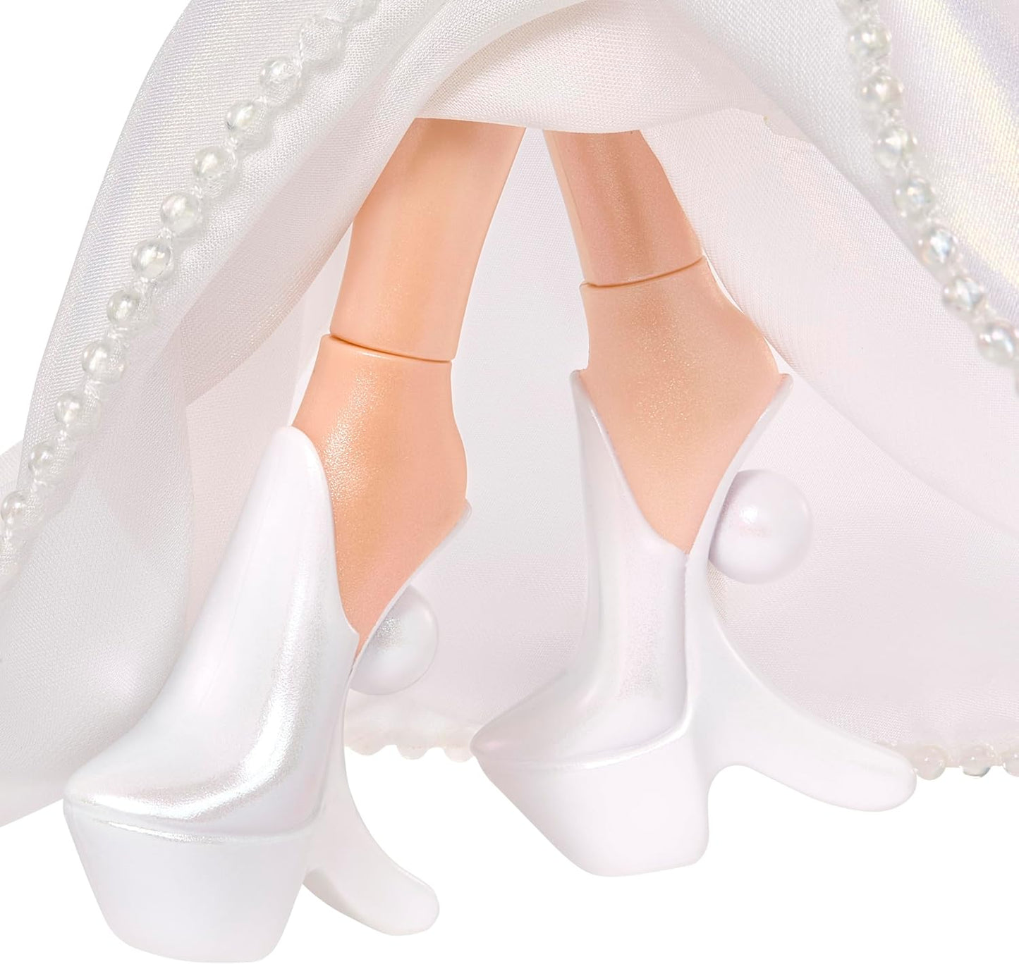 Bratz Boneca Holidayz Frosty Nightz - Cloe Edição de Colecionador, com roupas e acessórios de verdade, branca e azul.