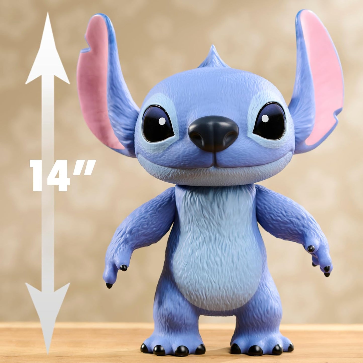 Figura de Vinil Articulada do Stitch da Disney, em tamanho real (35,6 cm), inspirada no novo filme live-action da Disney, Lilo & Stitch. Ideal para brincar ou exibir. Perfeita para fotos e poses. Recomendada para crianças a partir de 3 anos.