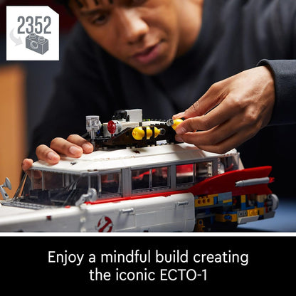 LEGO 10274 Icons Ghostbusters ECTO-1 Kit para carro, conjunto grande para adultos, ideia de presente para homens, mulheres, ela, ele, modelo colecionável para exibição, decoração nostálgica para casa 10274