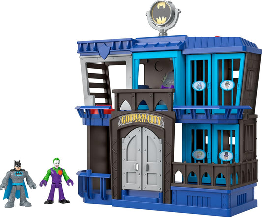 Fisher-Price Imaginext DC Super Friends Batman Gotham City Jail Recharged Playset para crianças em idade pré-escolar a partir de 3 anos, HHP81