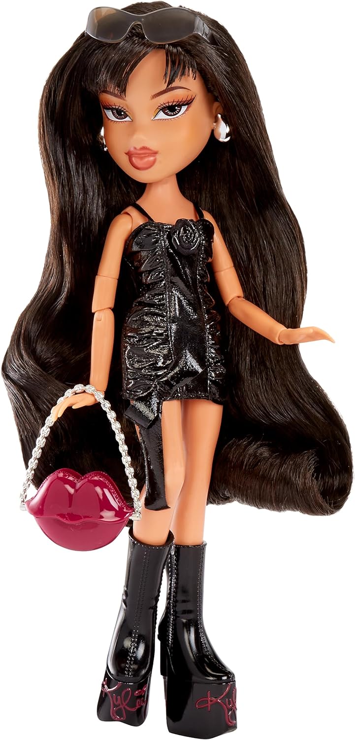Bratz x Kylie Jenner - Day Fashion Doll - Boneca colecionável com roupa diurna, acessórios e pôster - Para crianças e colecionadores com mais de 6 anos