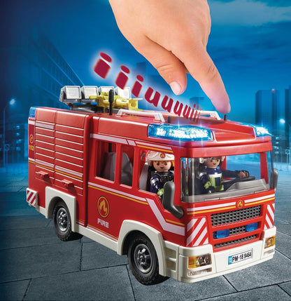 PlayMOBIL 9464 Caminhão de Bombeiros City Action com Canhão de Água Funcional, Bombeiro e Helicóptero - Brinquedo Divertido para Brincadeiras Imaginativas de Faz de Conta - Conjunto Adequado para Crianças a partir de 4 Anos.