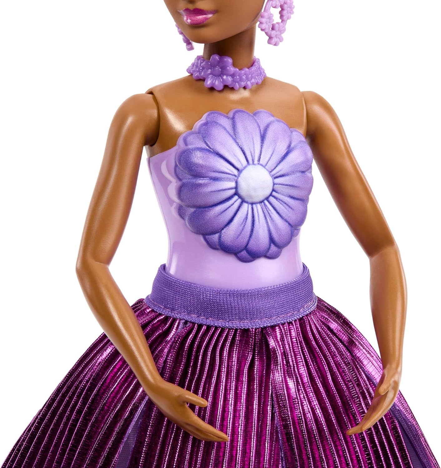 Barbie Petal Pop Boneca Perfumada com Vestido Floral Roxo e Acessórios, Revelação de Buquê com Coelhinho de Estimação e Surpresas como Regador, Colar e Brincos, JMF58