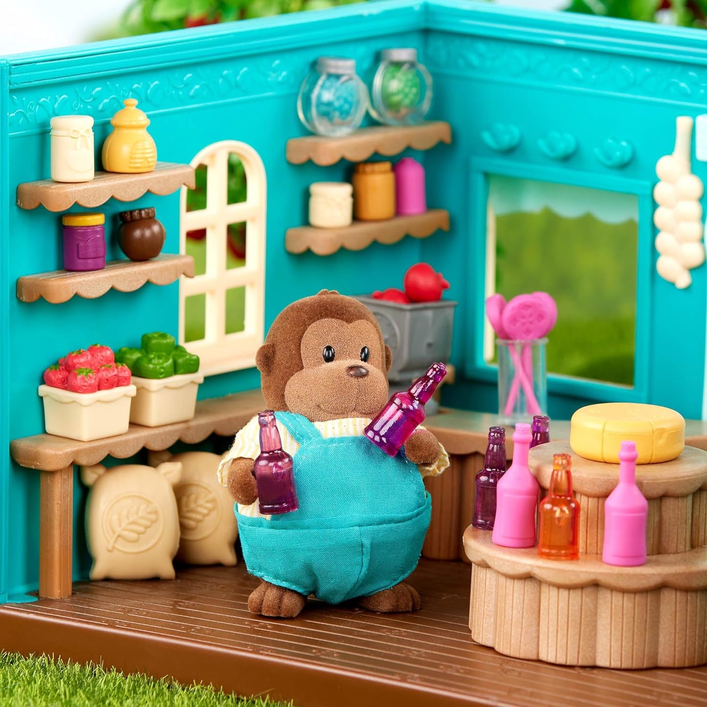 Li'l Woodzeez Store Playset - Honeysuckle Hollow General Store - Juego de 69 piezas - Juguetes familiares para niños de 3 años en adelante