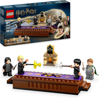 LEGO Harry Potter Castelo de Hogwarts: Playset do Clube de Duelo com 4 minifiguras colecionáveis, incl. Draco Malfoy e Severus Snape, brinquedo de dramatização com função de tombamento para meninos e meninas a partir de 8 anos