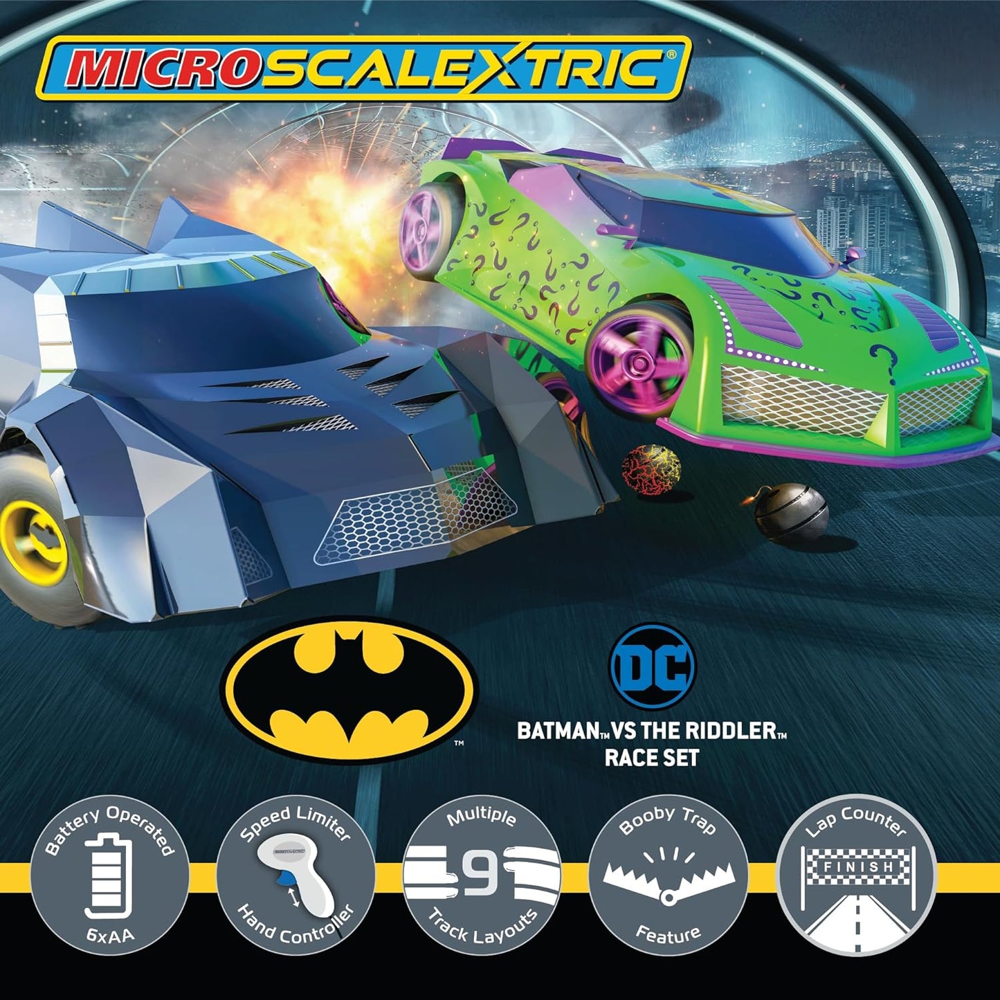 Scalextric Micro Scalextric - Batman vs The Riddler - Conjuntos de corrida movidos a bateria, pistas de corrida de Slot Car para crianças de 4 anos ou mais, inclui 2 carros, 1 conjunto de pistas, 1 base de bateria, 2 controladores e gráfico de pista