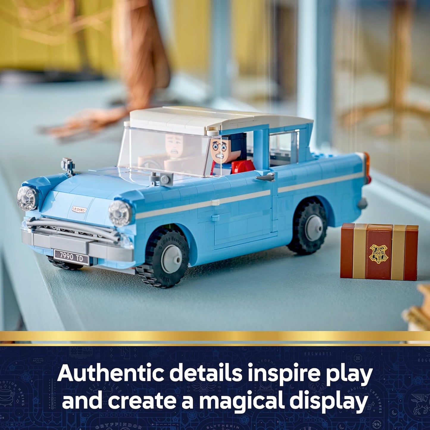 LEGO Harry Potter Ford Anglia Voador Encantado - Kit de Modelo de Carro com Figuras de Harry, Ron e Edwiges - Presente para Meninas e Meninos a partir de 14 Anos e Fãs Adolescentes - 76470