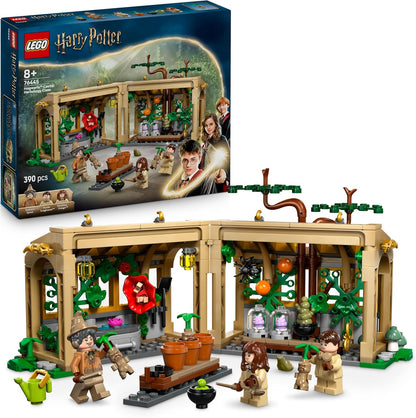 LEGO Harry Potter Castelo de Hogwarts: Conjunto de Aula de Herbologia com Minifiguras Neville Longbottom, Hermione Granger e Professora Sprout - inclui 3 Mandrágoras de Brinquedo - Presente para Meninas e Meninos a partir de 8 Anos - 76445