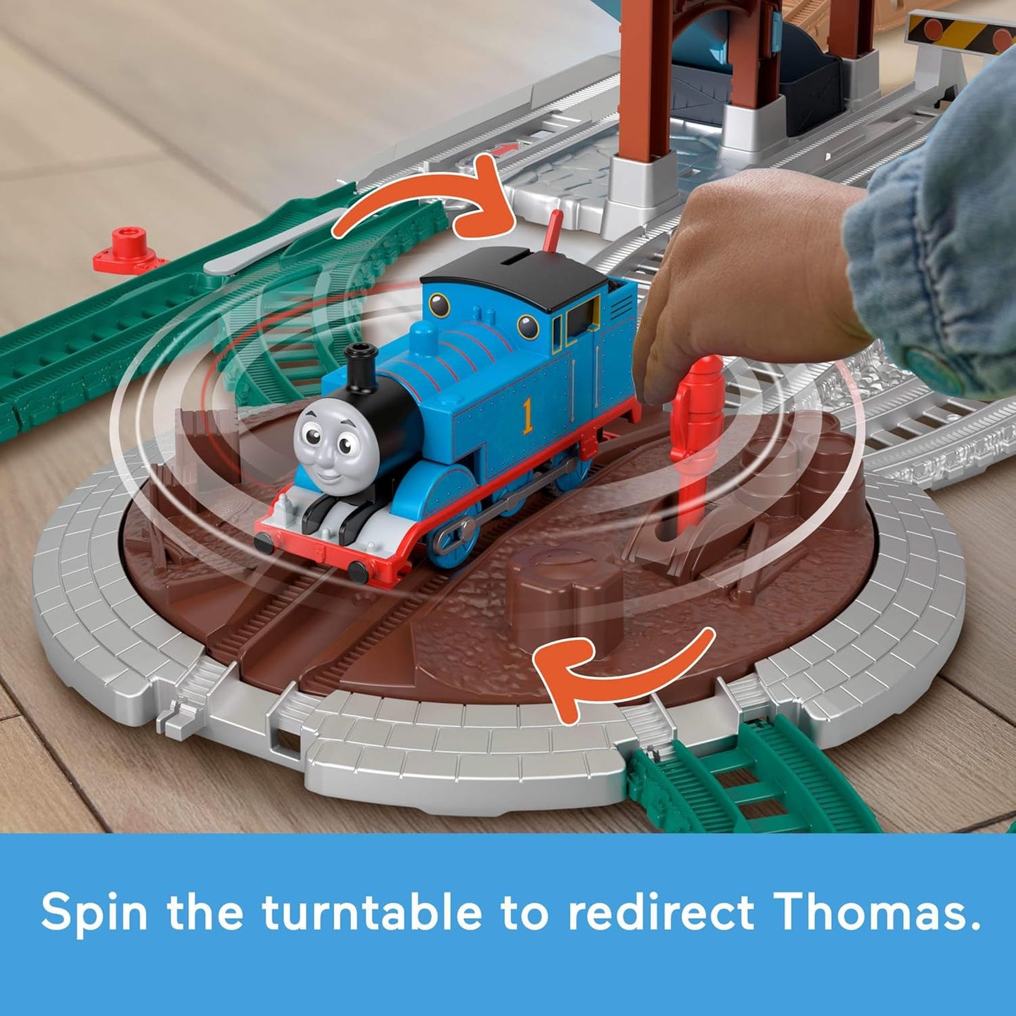 Fisher Price Conjunto de Trem de Brinquedo Thomas & Friends da Mattel, Carregue e Lance o Trem de Entrega de Barris com Locomotiva Motorizada Clássica e Vagão de Carga, 5,5 metros de Trilho, JGY30
