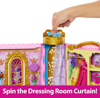 Mattel Conjunto de Brinquedo Closet das Princesas Disney da – Inclui 2 Looks, 25 Acessórios, Penteadeira, Provador, Passarela e Espaço de Armazenamento; Abre até 60 cm de Largura; Inspirado nos Filmes da Disney