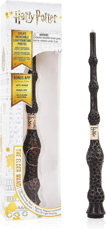 WOW! STUFF Varinha Harry Potter Lumos de 2,13 m com Luz | Presentes, Brinquedos e Colecionáveis Oficiais do Mundo Mágico | Acessório de Fantasia para Brincar de Personagem ou Vestir para Fãs, Meninas e Meninos, de 3 anos ou mais até Adultos