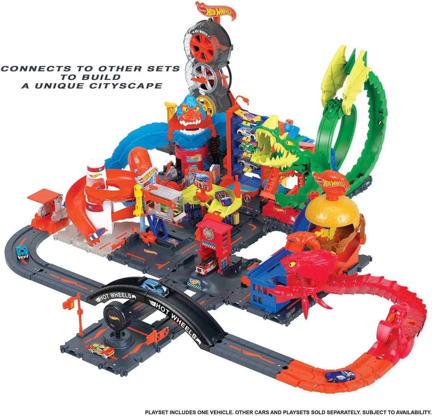 Conjunto de Pista Hot Wheels City Track Pack com 10 peças, incluindo base e diversos elementos para construir uma cidade, e 1 carrinho Hot Wheels. Conecta-se a outros conjuntos. Ideal para crianças a partir de 4 anos. HDN95