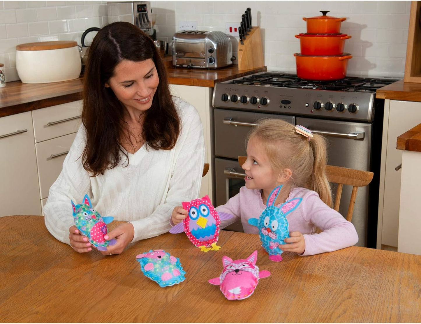 Galt Toys, Amigos de Feltro, Kit de Costura, Kits de Artesanato Infantil, A partir de 6 Anos, Galt Toys, Feltragem Divertida, Artesanato em Feltro para Crianças, A partir de 5 Anos, Galt Toys, Costure uma Imagem, Kits de Artesanato Infantil