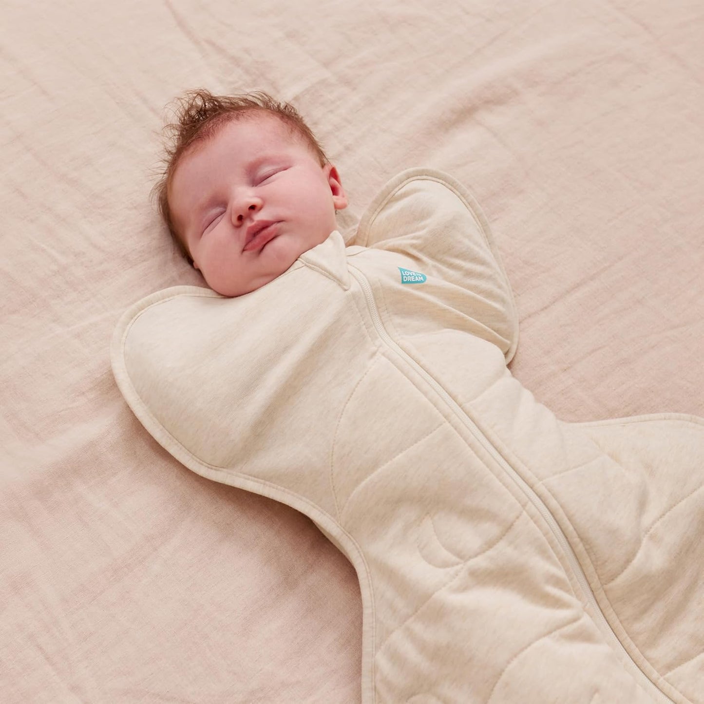 Love To Dream™ Swaddle UP™, Tamanho Pequeno (3,5-6 kg) - Cor Aveia, Ajuste Perfeito, Favorece uma Rotina de Sono Saudável, 3,5 Tog para Temperaturas Frias (14-16°C), Algodão Elástico Acolchoado Lavável à Máquina,