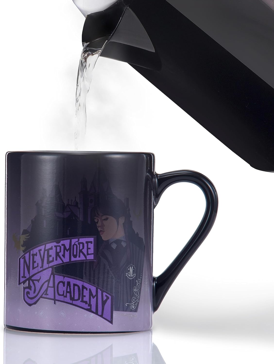 UAU! Caneca que muda de cor com o calor de Wednesday | Café ou chá quente revela a Academia Nevermore frequentada por Wednesday Addams | Caneca oficial para fãs da série Wednesday na Netflix