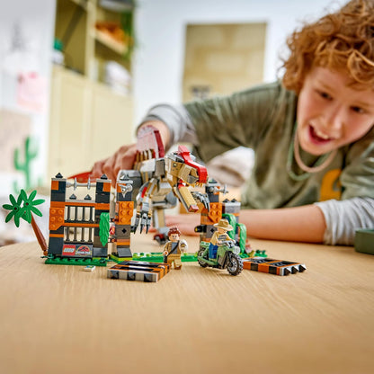 LEGO Jurassic World Fuga do Dinossauro Espinossauro – Brinquedo Interativo com Figura de Dinossauro, Moto e 2 Minifiguras – Presente de Aniversário para Meninos e Meninas a partir de 9 Anos – 77982