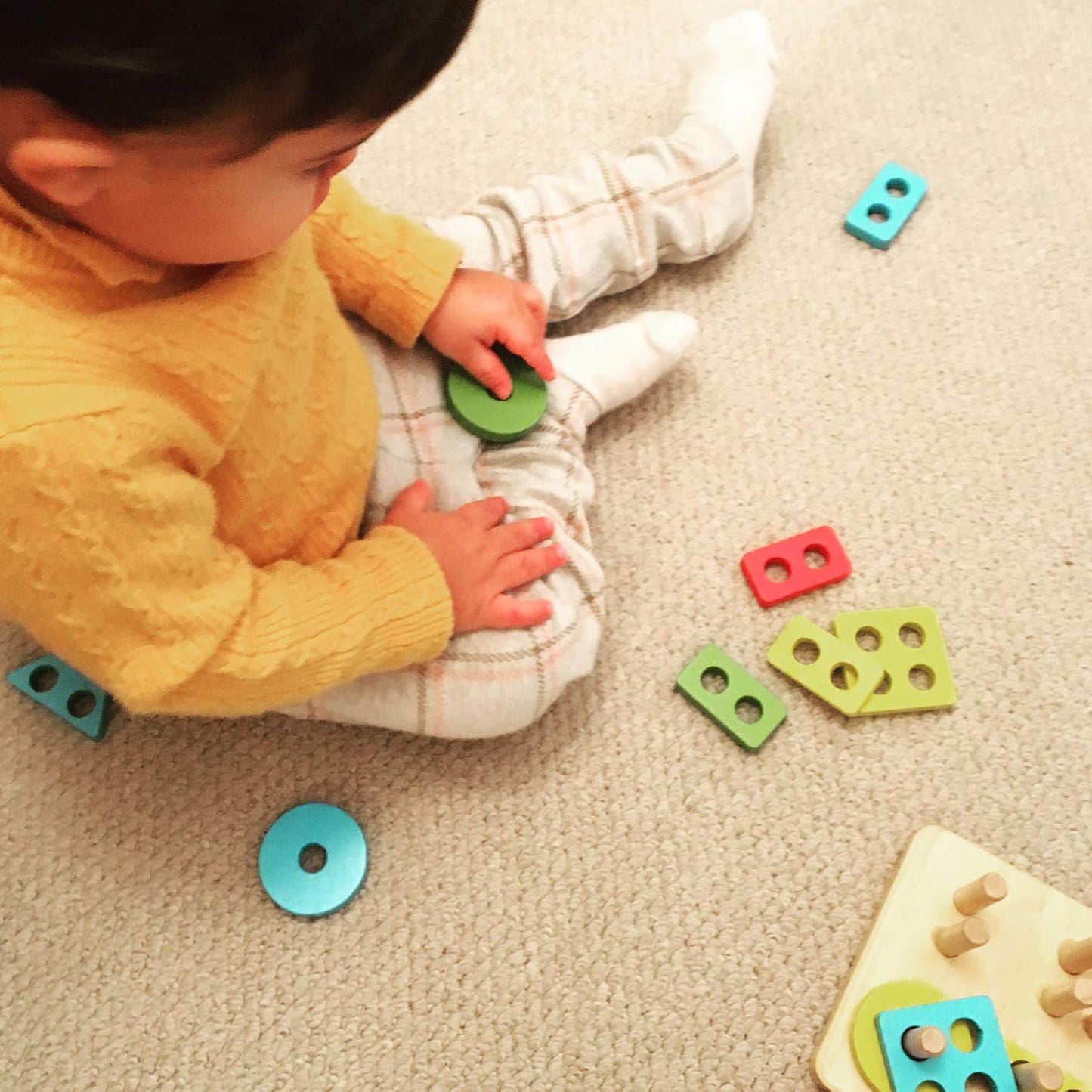 Bee Smart Brinquedo de atividade de forma geométrica de classificação de madeira | Jogo de quebra-cabeça de empilhamento e classificação | Presentes educativos Montessori para atividades infantis