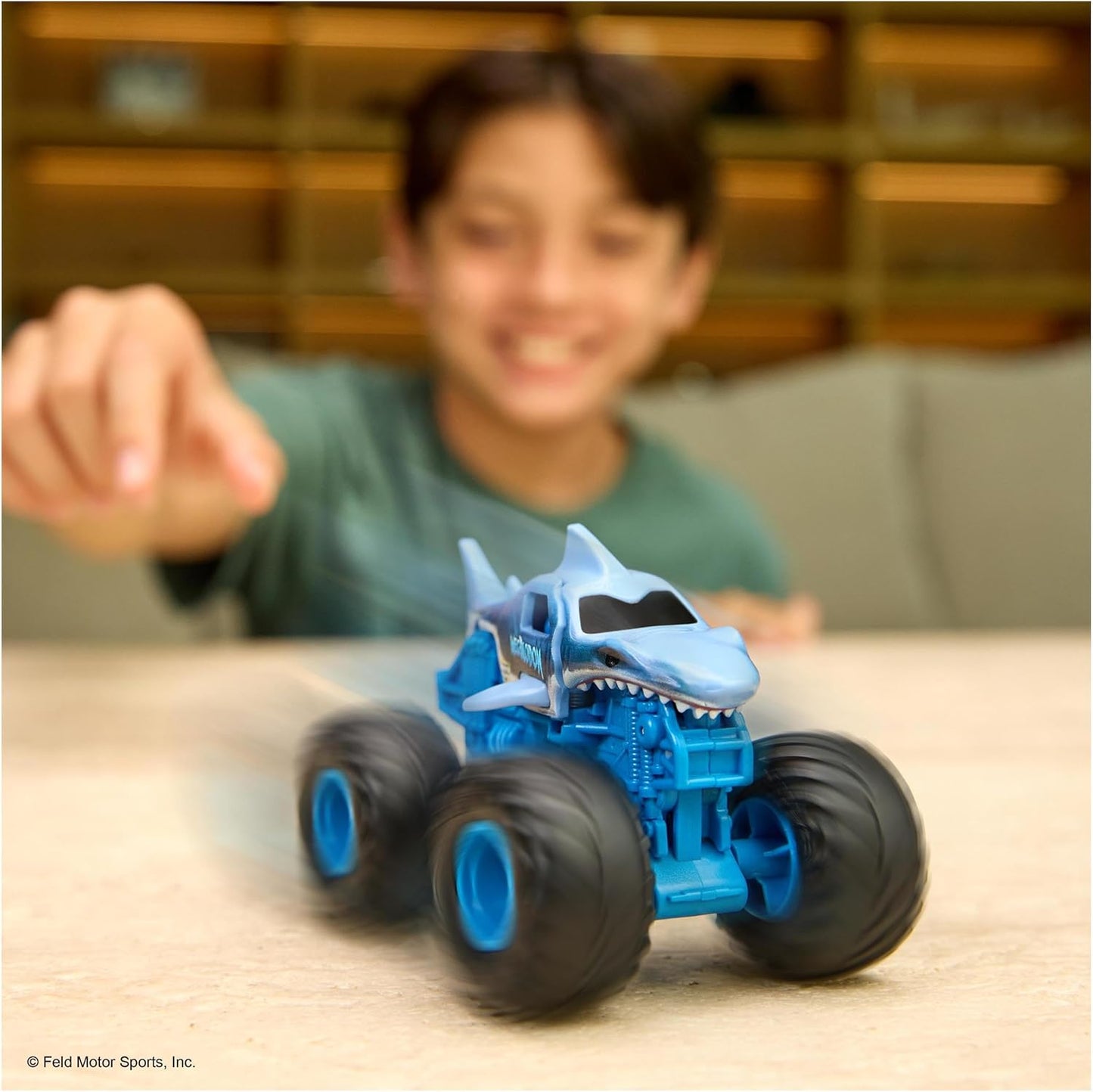 Monster Jam Smash & Bash, Caminhão Monstro Reparável em Miniatura 1:64, Brinquedo Infantil para Meninos e Meninas a partir de 3 Anos, MODELOS VARIADOS (ENVIADOS ALEATORIAMENTE)