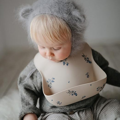 Mushie Babador de Silicone Baby | Babadores Impermeáveis com Ajuste Perfeito | Babadores Fáceis de Limpar para Alimentação do Bebê | 4 Tamanhos Ajustáveis com Bolsos Frontais Fundos | 100% Livre de BPA e Ftalatos