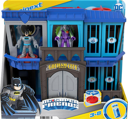 Fisher-Price Imaginext DC Super Friends Batman Gotham City Jail Recharged Playset para crianças em idade pré-escolar a partir de 3 anos, HHP81