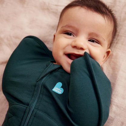 Love To Dream™ Swaddle UP™, Tamanho Pequeno (3,5-6 kg) - Verde Floresta, Ajuste Perfeito, Favorece uma Rotina de Sono Saudável, 3,5 Tog para Temperaturas Frias (14-16°C), Algodão Elástico Acolchoado Lavável à Máquina,