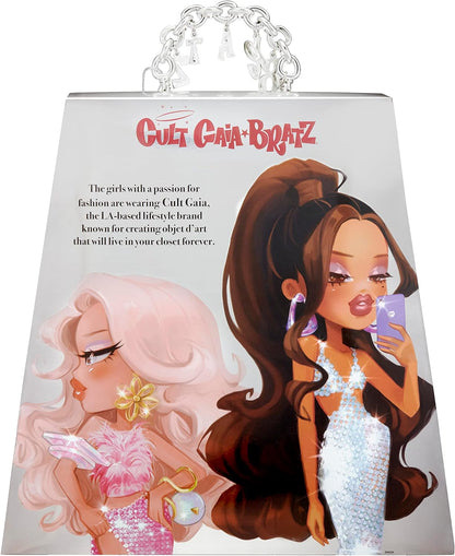 Bratz HyperX Bratz x Cult Gaia Muñeca de moda de diseñador de edición especial - CLOE - Incluye dos conjuntos de moda premium y accesorios de moda en empaque premium - para niños y coleccionistas a partir de 4 años