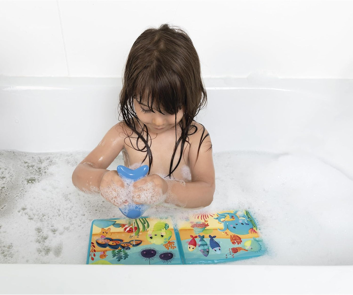 Janod - Livro de banho interativo com 3 brinquedos de aspersão incluídos - 1 livro + 3 aspersores - Desenvolve habilidades motoras finas - Fácil de limpar - A partir de 10 meses - J04733