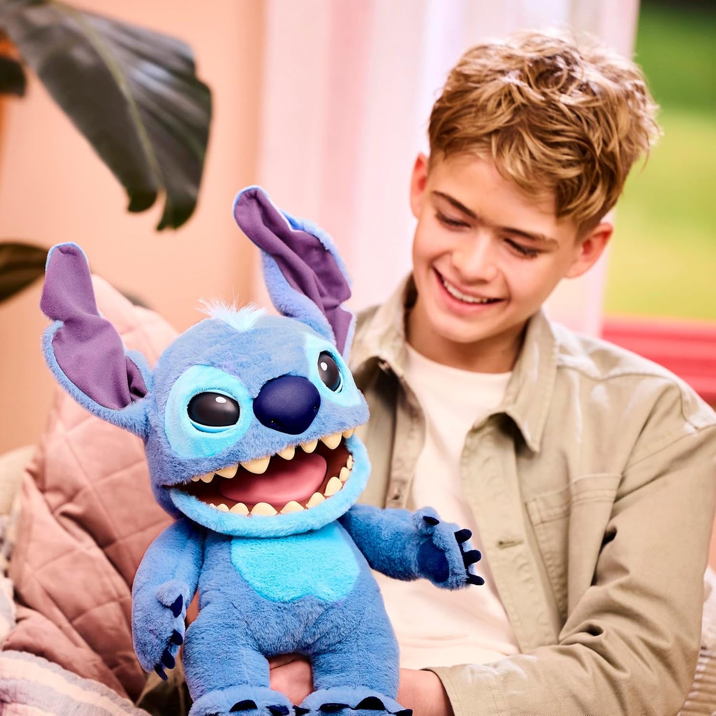 UAU! COISAS: Fantoche Disney Stitch com Efeitos Reais - Pelúcia Animatrônica de 45 cm, Mais de 100 Combinações de Ação e Som, Visual, Sensação e Som Realistas! 1ª Edição, A partir de 6 Anos