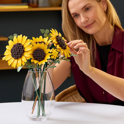 LEGO Buquê de Girassóis Botanicals - Conjunto de Flores Artificiais para Adultos - Girassóis e Galhos de Eucalipto Artificiais para Decoração de Sala de Estar ou Quarto - Ideia de Presente DIY para Mulheres - 11502