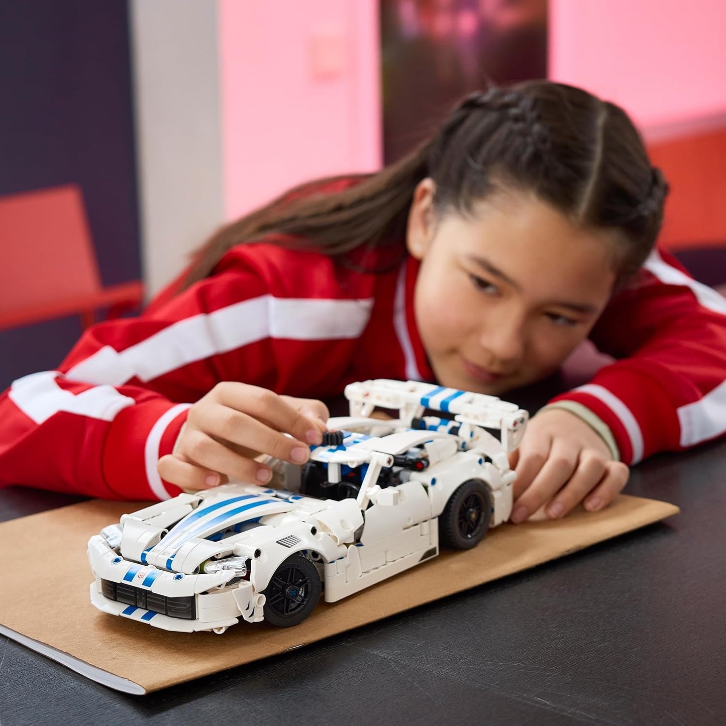 LEGO Brinquedo de Carro Esportivo Technic Dodge Viper GTS-R – Kit de Modelo com Motor V10, Direção e Diferencial – Presente para Meninos a Partir de 10 Anos e Fãs de Automobilismo – 42234