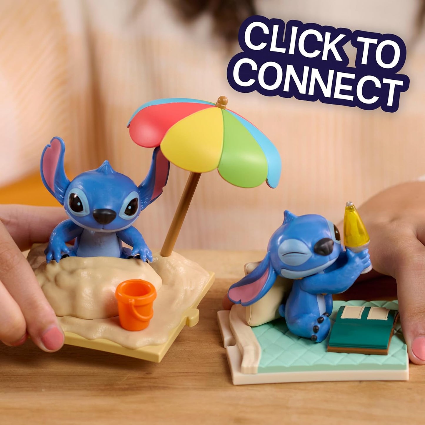 Just Play Disney Stitch Live-Action Movie Time - Figuras Colecionáveis de 7,6 cm, Inspiradas no Novo Filme Live-Action da Disney, Lilo & Stitch, Brinquedos Colecionáveis em Caixa Surpresa, Decoração para Casa, Crianças a partir de 3 Anos