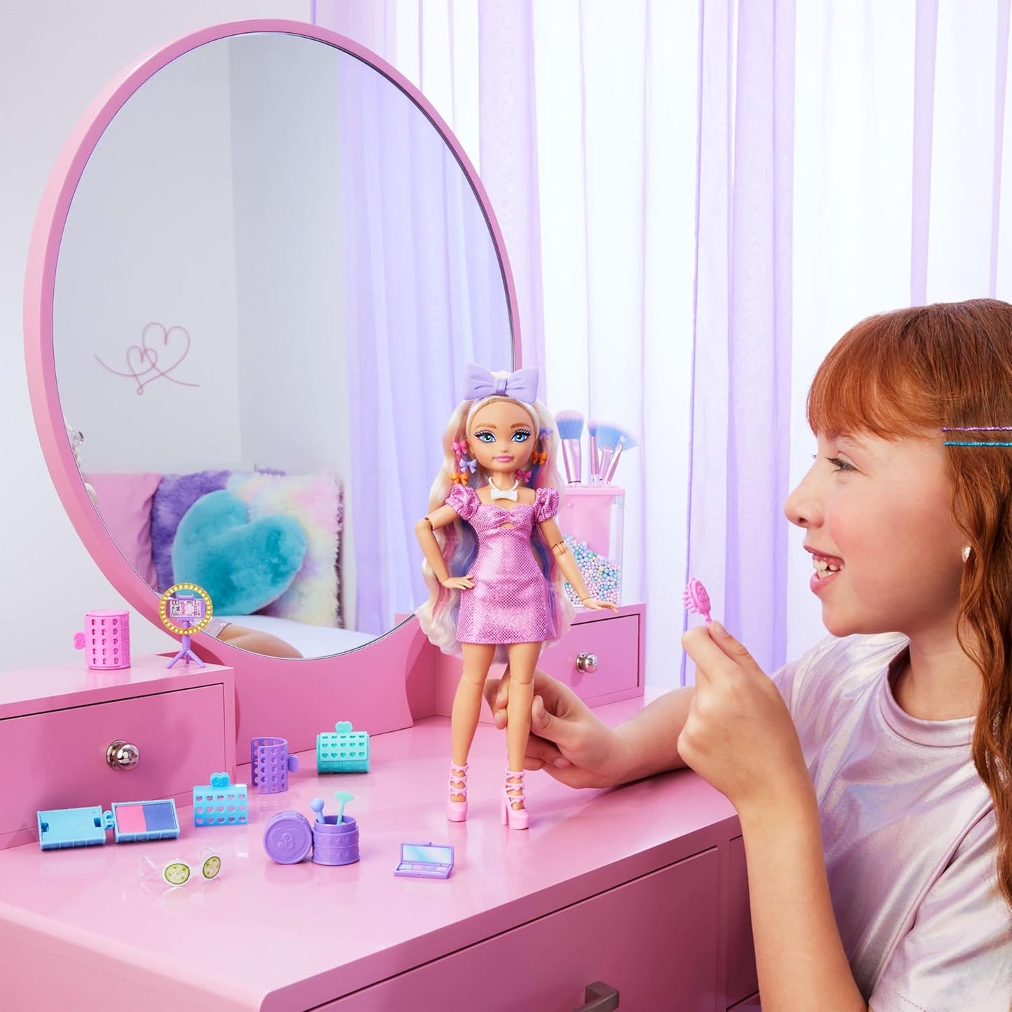 Barbie Dream GET READY Malibu - Boneca Fashion com Cabelo Estilizado, Incluindo Acessórios de Cabelo Surpresa e Mais de 15 Looks, JGG38
