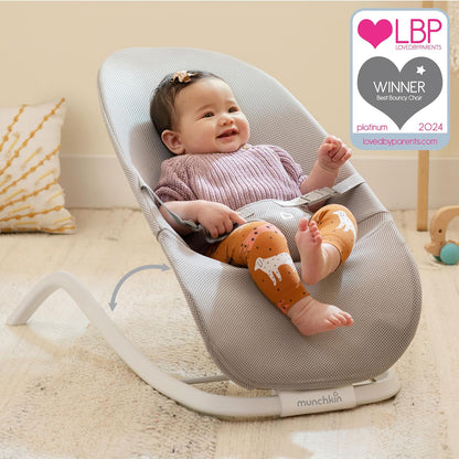 Munchkin 2 em 1 Spring Baby Bouncer Rocker - Balanço suave para bebês do nascimento aos 9 kg (20 lb). Balanço com 3 posições de reclinação, leve, dobrável para fácil armazenamento e transporte, cinza