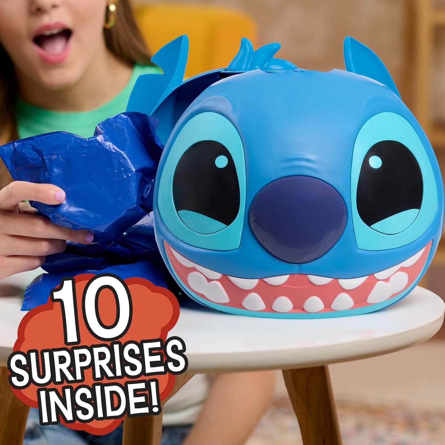 Disney Cápsula Misteriosa Gigante do Stitch da – Cápsula surpresa de 23 cm com 10 brinquedos e atividades, boneco macio, porta-moedas em formato de pizza, adesivos, quebra-cabeça e muito mais – Presente para crianças a partir de 3 anos