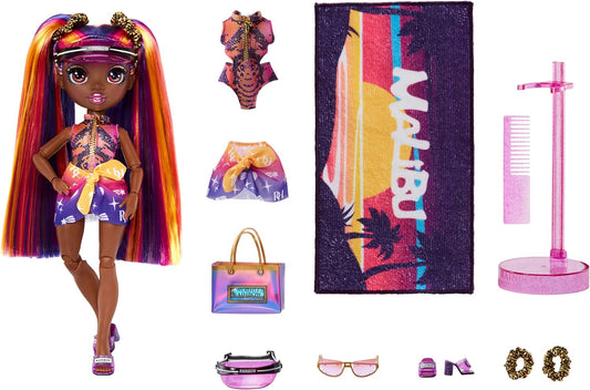 Rainbow High Costa do Pacífico - PHAEDRA WESTWARD - Boneca da moda Sunset com roupa, pernas intercambiáveis e expositor - Inclui toalha, sacola e muito mais - Presente e colecionável para crianças de 6 anos ou mais, 578369